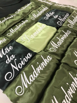 Robe em cetim de elastano / kit com 7 robes
