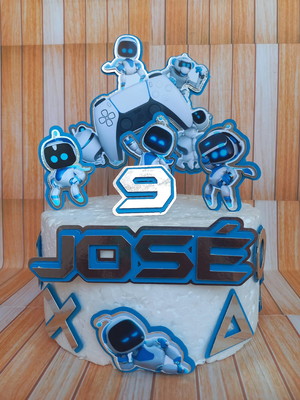 Topo de bolo 3d astro bot