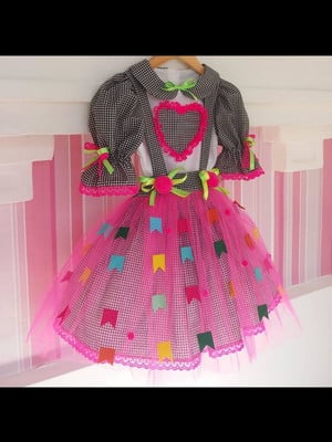 Vestido festa junina bandeirinha pink