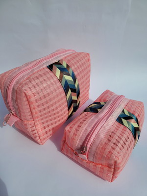 Necessaire tela treliça rosa. kit com 2.