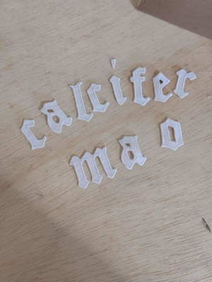 Patchs de letras cor única