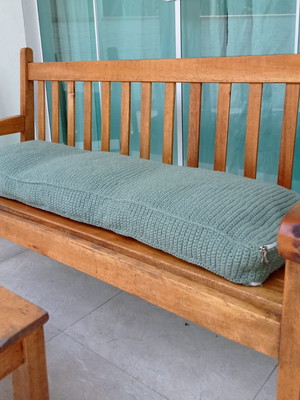 Capa de pufe estilo futon no crochê 119 x 0,35 cm x 0,8 cm