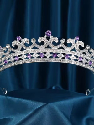 Coroa prata e lilas