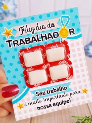 Lembrancinha dia do trabalhador - 80 card com chiclete