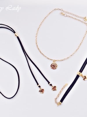 Conjunto colares e pulseira coração