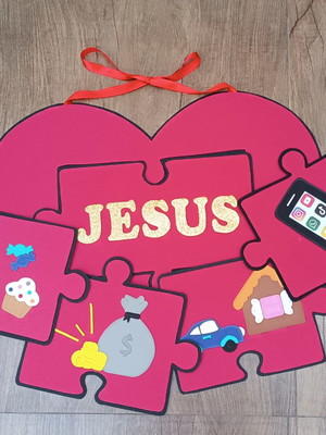 Recurso visual coração sem jesus