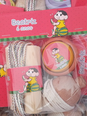 Kit pião, corda, ioiô magali