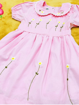 Vestido-bordado a mão- 3 anos
