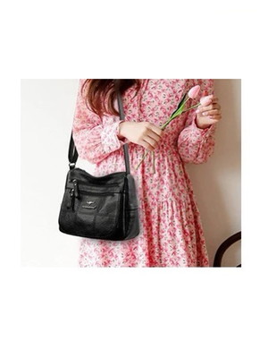 Bolsa feminina transversal couro ecológico preta