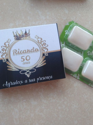 Lembrancinha 50 anos chicletes personalizados