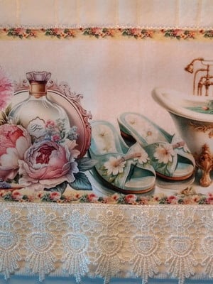 Toalha de lavabo com renda guipir