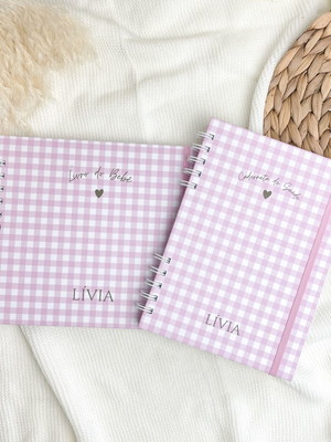 Kit livro do bebê + caderneta de vacinação | xadrez rosa