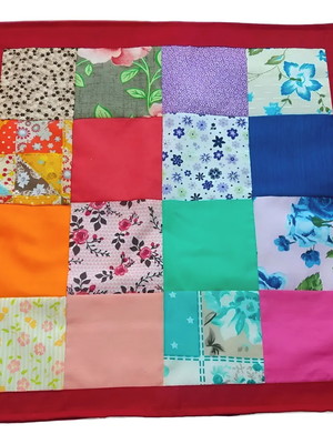 Capa de almofada patchwork artesanal 45x45cm estilo vovó