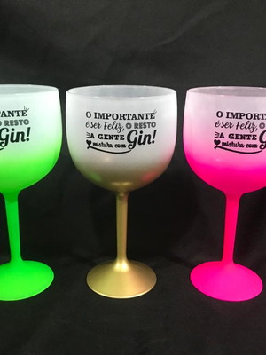 Taça de gin degrade personalizada