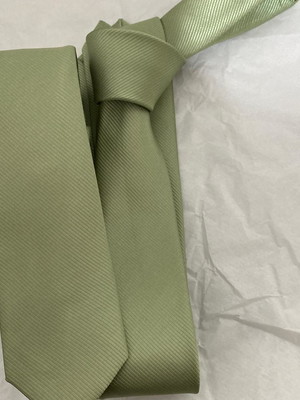 Gravatas verde oliva claro jacard