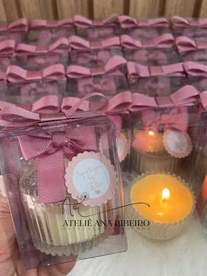 Vela na bomboniere de vidro personalizada