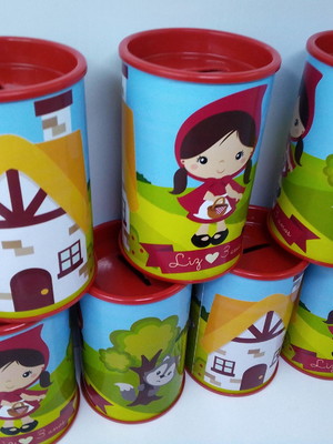 Cofre de papelão personalizado tema chapeuzinho vermelho
