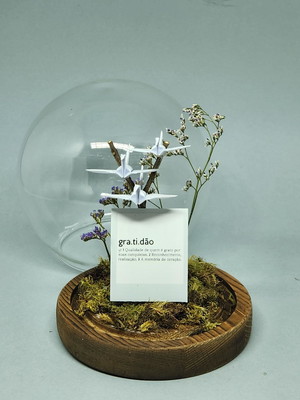 Cúpula redonda com mini tsurus + plaquinha gratidão