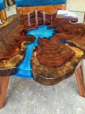 Mesa de centro madeira com resina epoxi tora tronco rústica