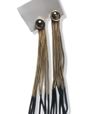 Brinco cascata com detalhes em strass marrom