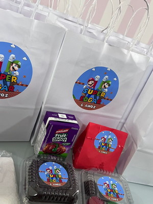 Kit festa escolar personalizado