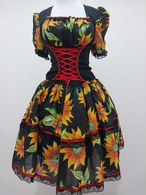 Vestido caipira luxo