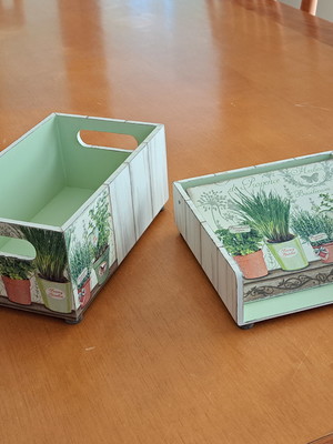 Kit: caixote multiuso + porta guardanapo decorados ( ervas)