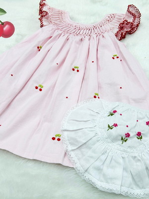 Vestido cerejinha + calcinha= 18/24 meses