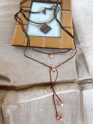 Mix de colares bronze com cristais - boho chic