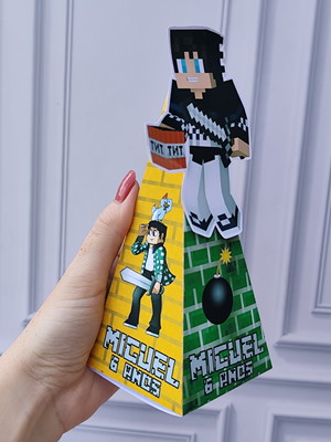 Caixa pirâmide tema minecraft com aplique