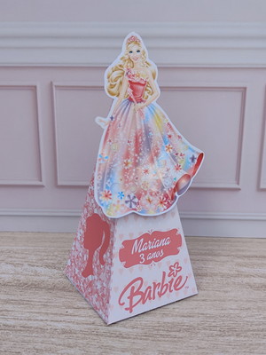 Caixa pirâmide tema barbie com aplique