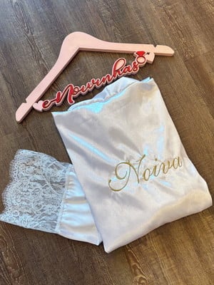 Robe personalizado com renda