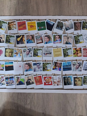 Memory quadro cor personalizada com polaroids 70x50