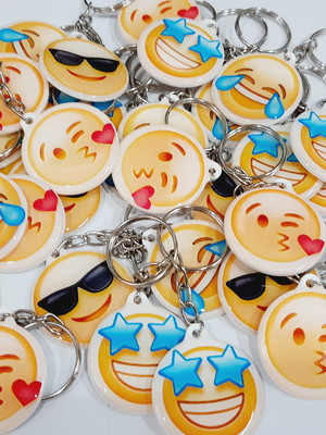 Chaveiro resinado emoji *