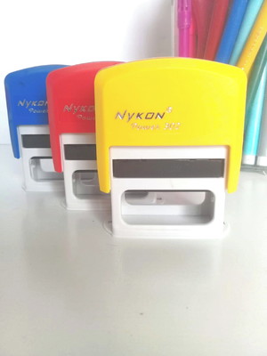 Kit com 3 carimbos personalizados + estojos