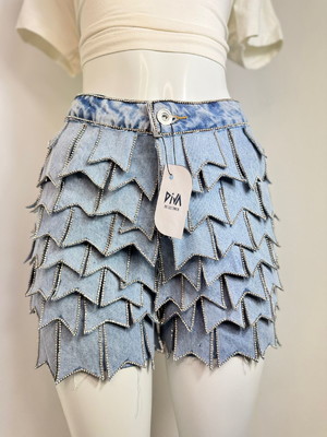 Short bandeirinha prata