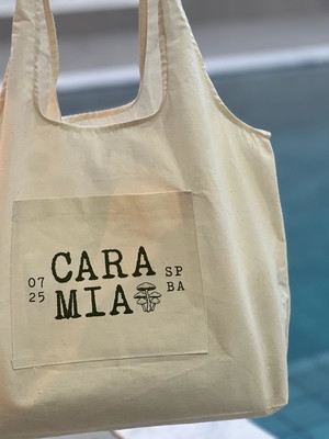 Sacola ecobag personalizada com bolso frontal lembrancinha