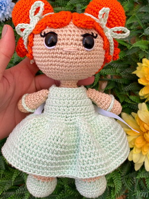 Boneca rubi ruiva em amigurumi - feita à mão!