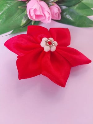 Laço flor vermelha infantil ? presilha com pérolas