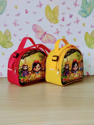 Lancheira branca de neve 20x17 nylon personalizado