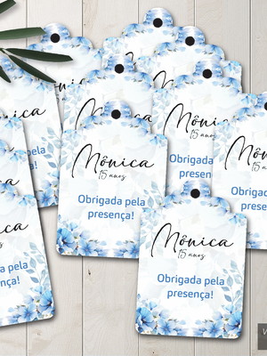 Tag com furo floral azul