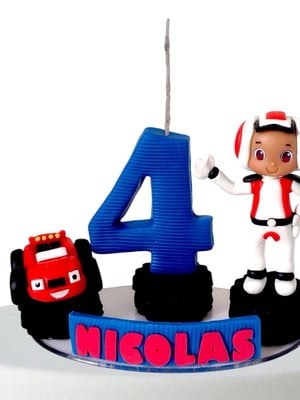 Vela aniversário personalizada blaze monster em biscuit