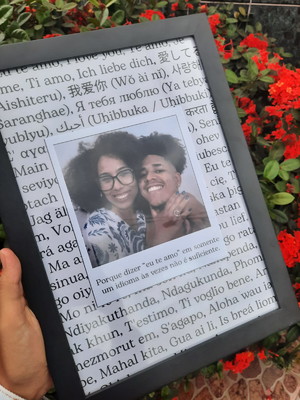 Quadro decorativo "eu te amo" em vários idiomas