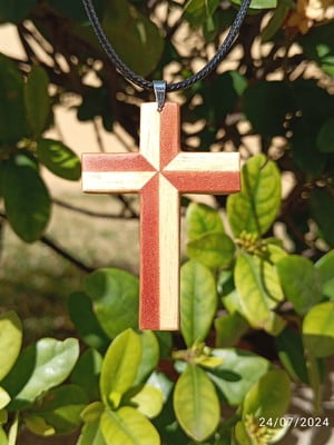 Colar crucifixo - 04