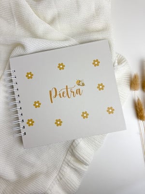 Livro do bebê personalizado | florzinha e abelha