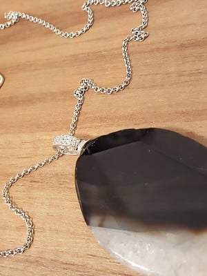 Colar de corrente com pingente de pedra natural ágata
