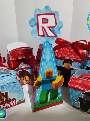 Kit 35 peças c/ sacola - roblox