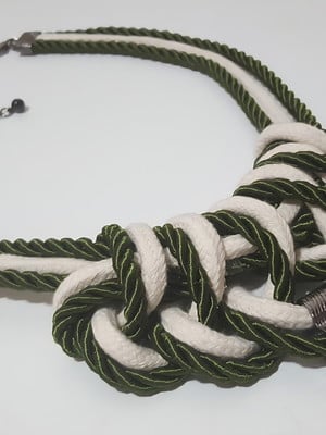 Colar de corda e cordão são francisco verde militar