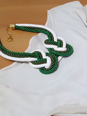 Colar de corda e cordão são francisco verde