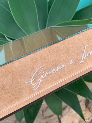 Caixa mdf 20x20x5 c/ tampa acrílica personalizada